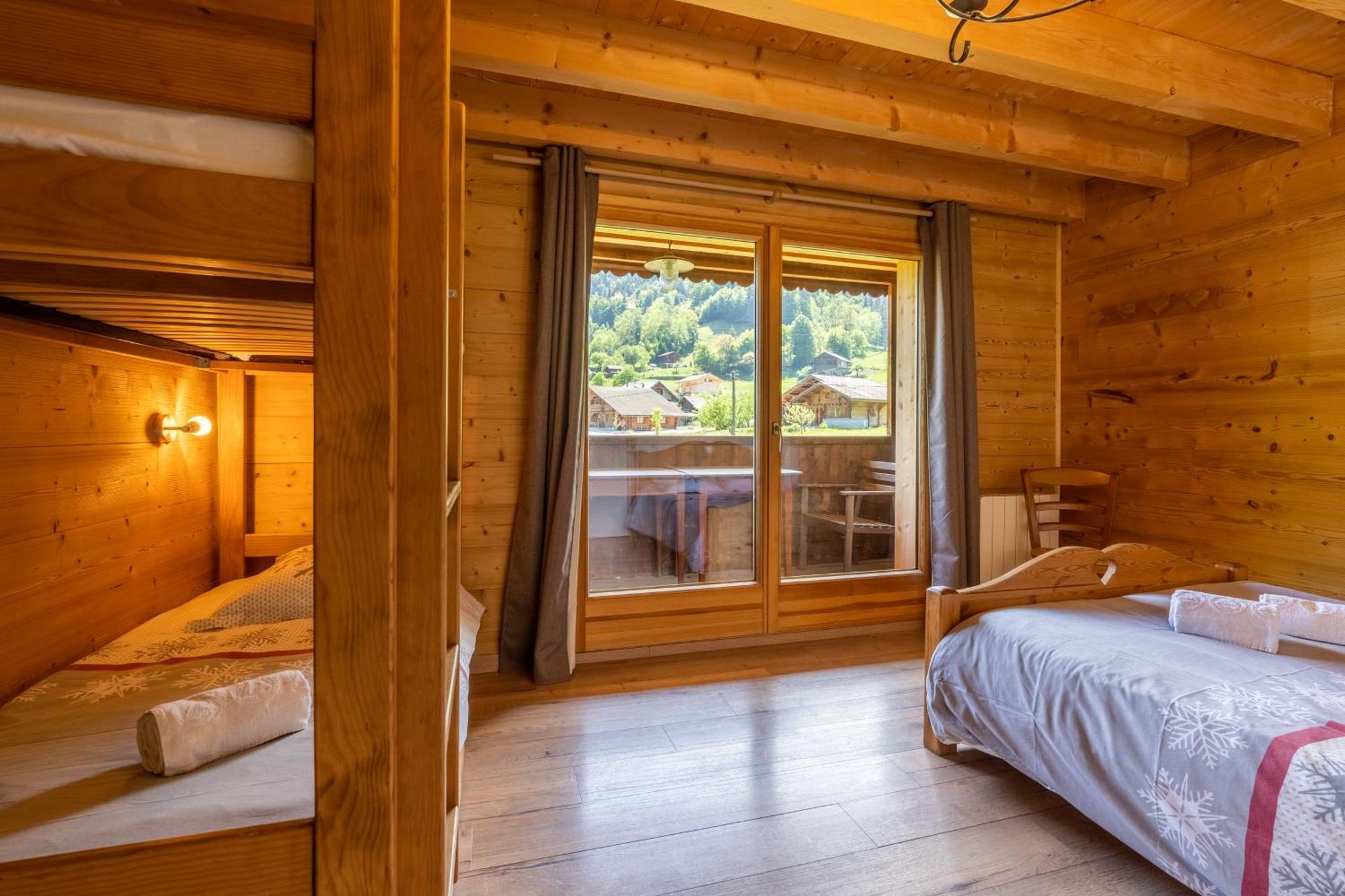Chalet D'En O Les Clefs Værelse billede